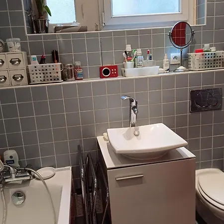 Appartement Spacious And Well-located Love Nest Paris