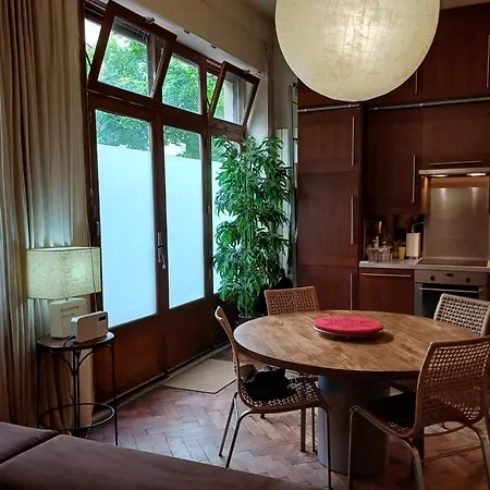 Spacious And Well-located Love Nest Appartement *